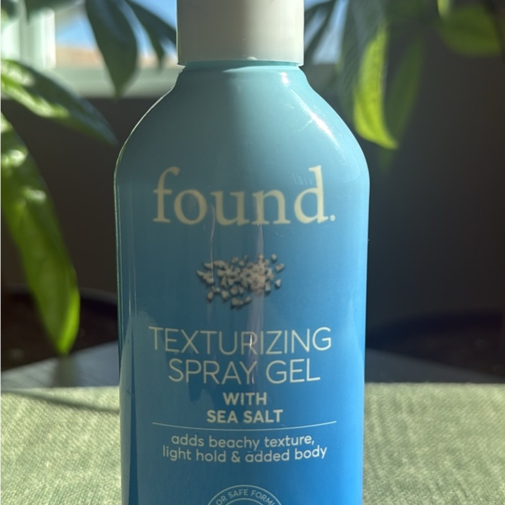 ✨ Found Texturizing Spray Gel with Sea Salt – 5 oz NEW